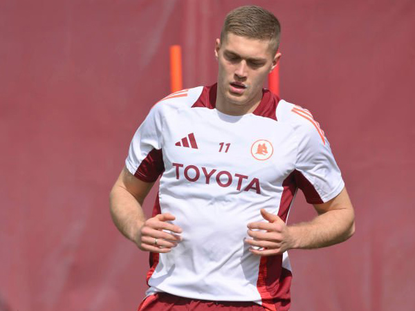 Harga Artem Dovbyk Jadi Kendala Bagi Leeds dan West Ham